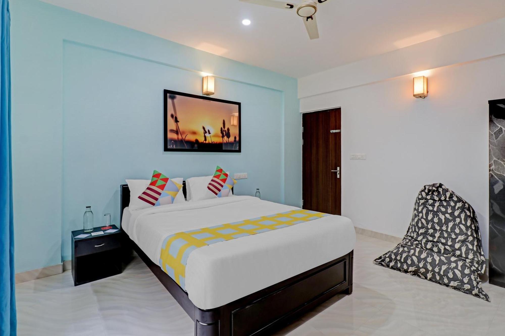 Oyo Nr Royal Hotel Bangalore Ngoại thất bức ảnh